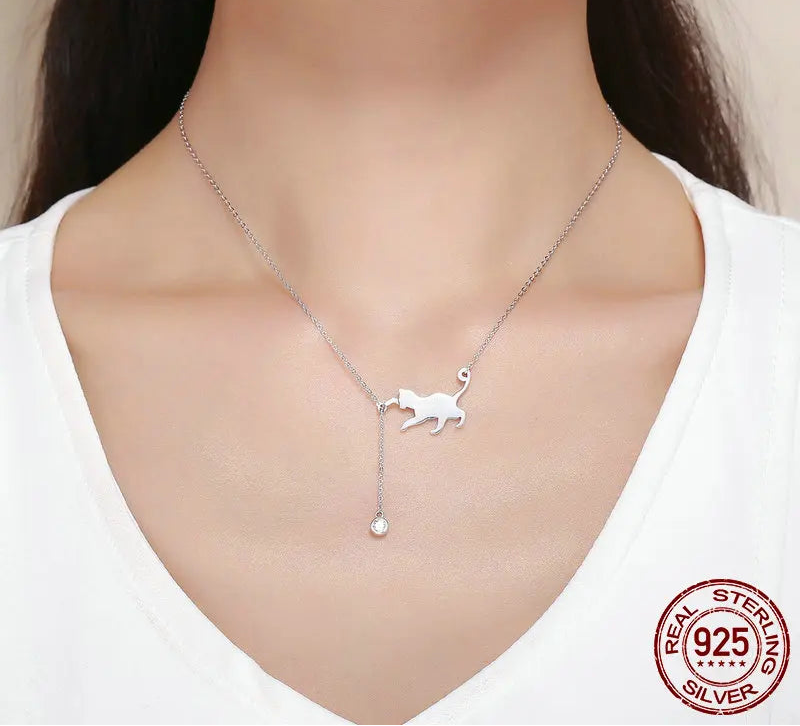 Playful Cat Necklace in Solid 925 Sterling Silver and Zircon